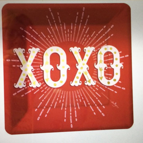 Gold Foil Accented XOXO Red Dessert Paper Plates - Picture 1 of 1